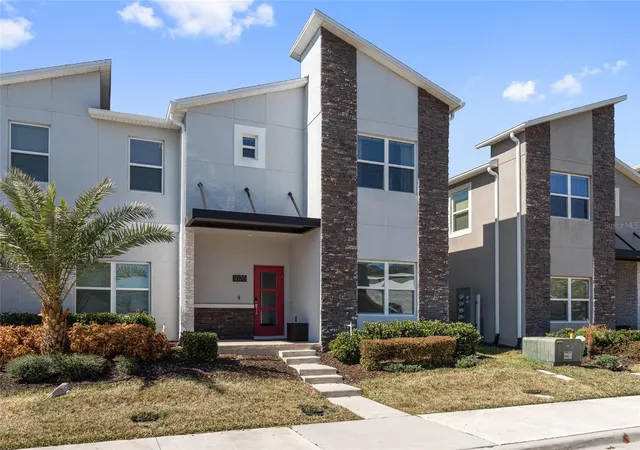 Photo 1 of Townhouse for sale at 1070 Splash Shot Pl, Davenport, FL 33896 | MLS# S5143803 | Listing updated on 2026-09-17