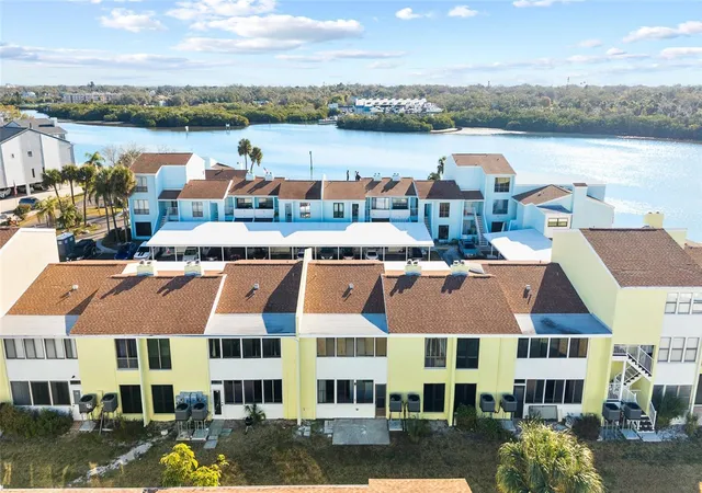 Condominium at 1 Windrush Blvd #21, Indian Rocks Beach, FL 33785 | MLS# TB8475985 | | Sold on 2026-10-07