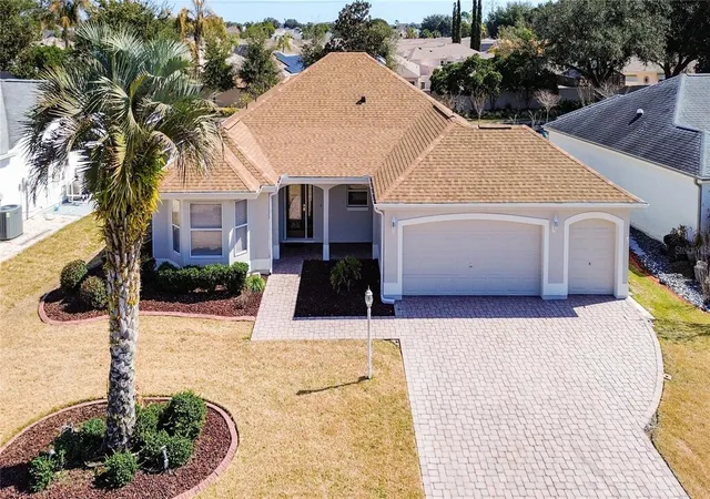 Single family home for sale at 1109 Saldivar Rd, Lady Lake, FL 32159 | MLS# G5108156 | Listing updated on 2026-08-01