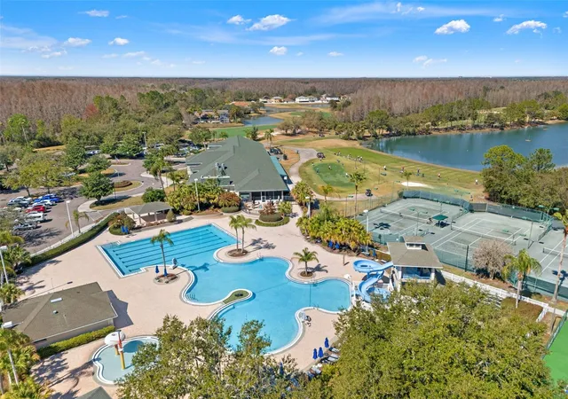 4th image of 10626 Liberty Bell Dr, Tampa, FL 33647 | MLS# W7883014