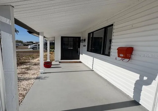 3rd image of 1021 Augusta Dr, Sun City Center, FL 33573 | MLS# TB8476104
