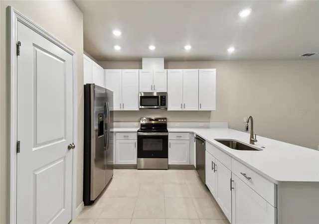 3rd image of 1125 Wild Crest Ln, Daytona Beach, FL 32117 | MLS# TB8476153