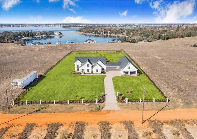 3rd image of 1109 Minute Mann Rd, Frostproof, FL 33843 | MLS# P4937836