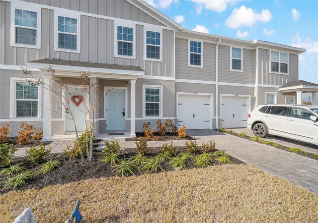 Photo 1 of Townhouse for sale at 1197 Port Blue Way, Lady Lake, FL 32159 | MLS# G5108175 | Listing updated on 2026-09-13