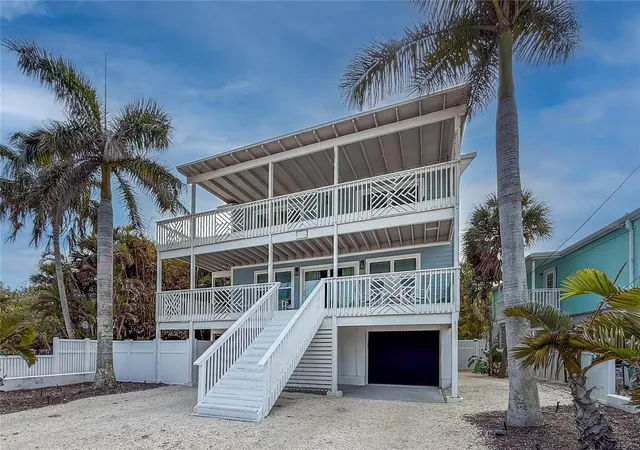 Photo 2 of Single family home for sale at 403 N Bay Blvd, ANNA MARIA, FL 34216 | MLS# A4682522 | Listing updated on 2026-10-07