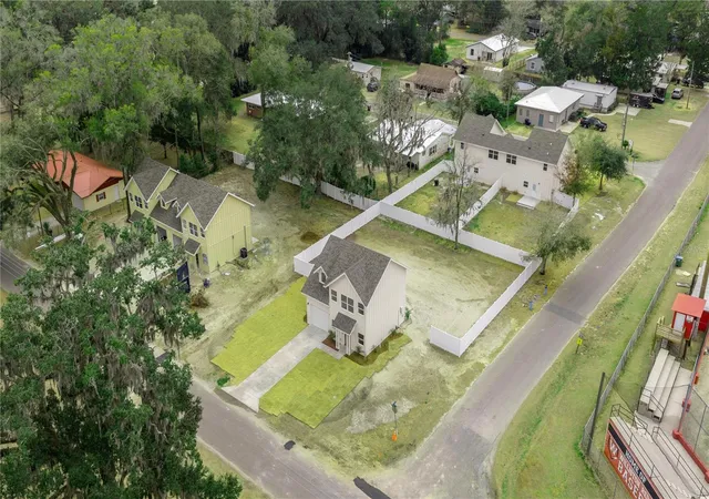 38th image of 310 Se 6th St, Williston, FL 32696 | MLS# OM718805