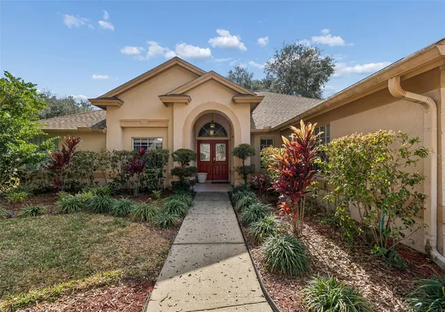 Homes for sale in Lutz, FL | 16711 Longleat Dr, Lutz, FL 33549 | MLS# TB8476216