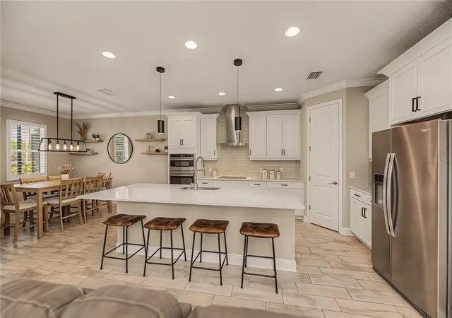 5th image of 19879 Bridgetown Loop, Venice, FL 34293 | MLS# N6142953