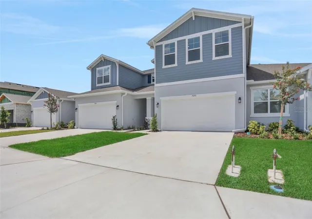Photo 3 of Townhouse for sale at 7570 Sea Oak Ct, Parrish, FL 34219 | MLS# G5108183 | Listing updated on 2026-10-02