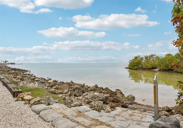 Homes for sale in Tampa, FL | 5000 Culbreath Key Wy #8-212, Tampa, FL 33611 | MLS# TB8476333