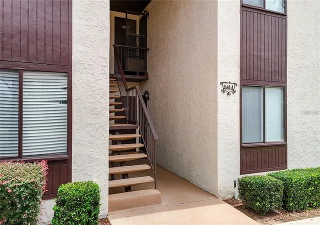 4th image of 548 Fairways Dr, OCALA, FL 34472