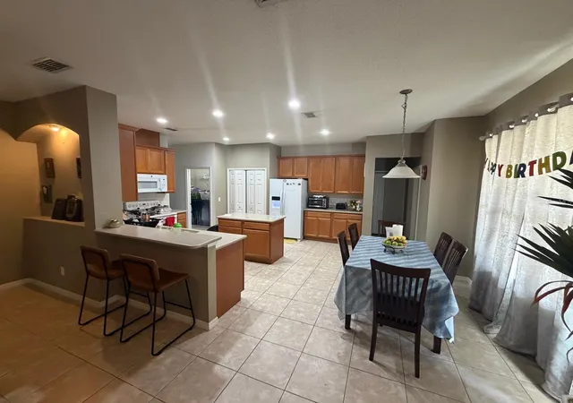 2nd image of 430 Merlot Dr, Ocoee, FL 34761 | MLS# S5143888