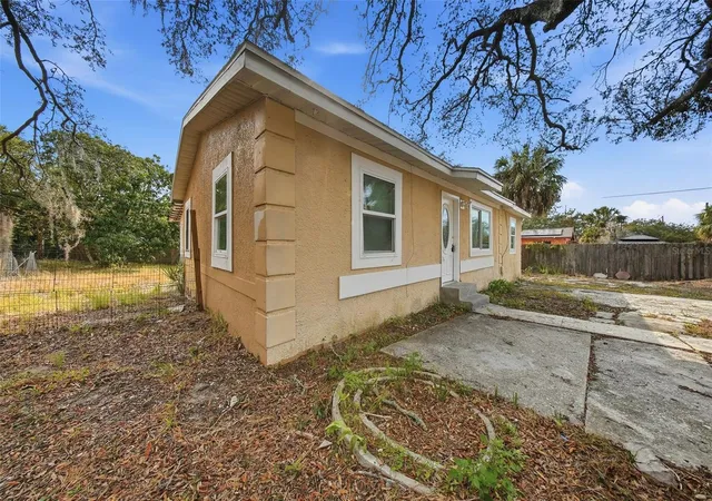 1st image of 514 E Morgan St, Tarpon Springs, FL 34689 | MLS# TB8476416