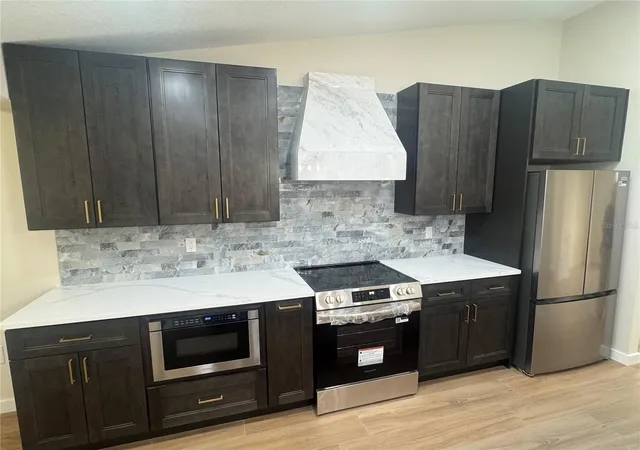 3rd image of 2221 Cimarron Ter, Palm Harbor, FL 34683 | MLS# TB8476424