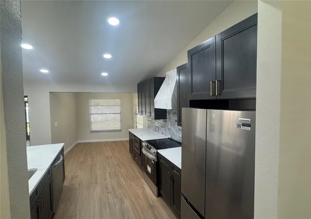 5th image of 2221 Cimarron Ter, Palm Harbor, FL 34683 | MLS# TB8476424