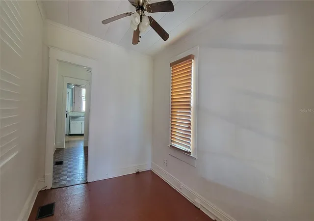 Listing Photo 2 - Condo for sale in building located at 1846 2nd Ave N, Saint Petersburg, FL 33713 - Unit #