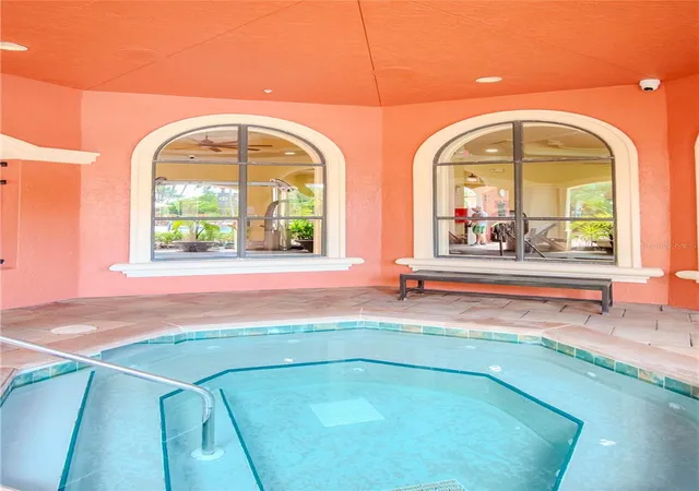 Homes for sale in Clearwater, FL | 2732 Via Murano, Clearwater, FL 33764 | Houzeo