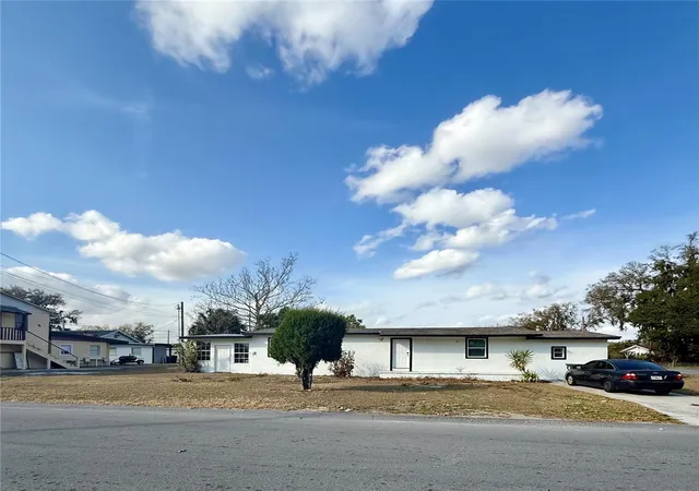 2nd image of 1550 E Bay St, Bartow, FL 33830 | MLS# L4959432