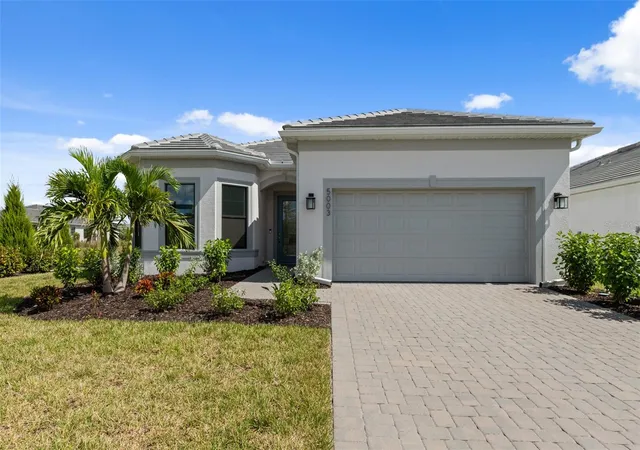 Single family home for sale at 5003 Stoney Point Glen, Bradenton, FL 34211 | MLS# TB8476517