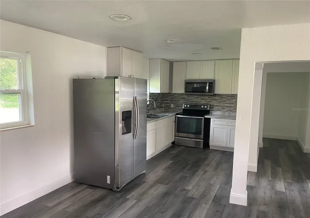 Photo 3 of Single family home for sale at 1701 36th Street NW, Winter Haven, FL 33881 | MLS# S5143914 | Listing updated on 2026-10-05