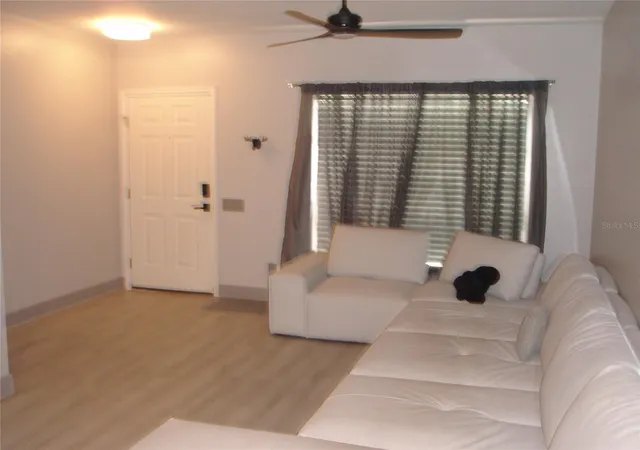 Photo 3 of Townhouse for sale at 6210 Bayside Key Dr, Tampa, FL 33615 | MLS# TB8476559 | Listing updated on 2026-09-30