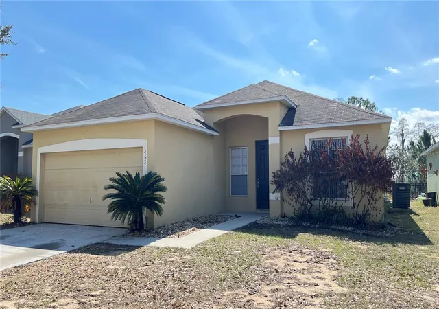 Photo 3 of Sale Pending at 453 Sunset View Dr, Davenport, FL 33837 | MLS# S5143920 | Listing updated on 2026-08-26