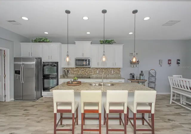 Photo 4 of Single family home for sale at 15214 Galbi Dr, Orlando, FL 32828 | MLS# O6382773 | Listing updated on 2026-06-28