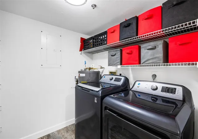 4th image of 3980 Ironwood Cir, Bradenton, FL 34209