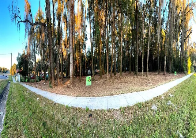 Photo 1 of Land for sale at 18376 Us Hwy 301, Dade City, FL 33523 | MLS# TB8476626 | Listing updated on 2026-08-20