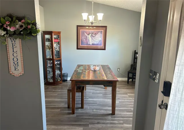 Photo 2 of Single family home for sale at 4 Lysander Ln, Palm Coast, FL 32137 | MLS# R4910720 | Listing updated on 2026-08-03
