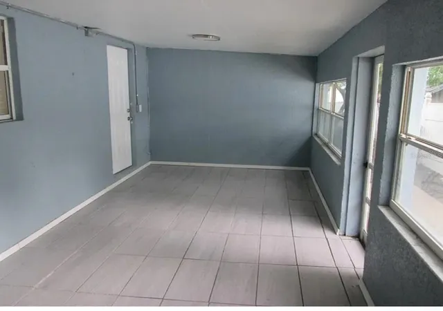 Photo 3 of House for sale at 5901 28th Street N, Saint Petersburg, FL 33714 | MLS# TB8476636 | Listing updated on 2026-09-19