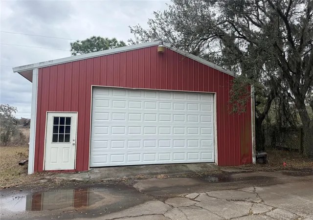 Photo 3 of Manufactured home for sale at 3970 E Knights Griffin Rd, Plant City, FL 33565 | MLS# TB8476640 | Listing updated on 2026-08-31