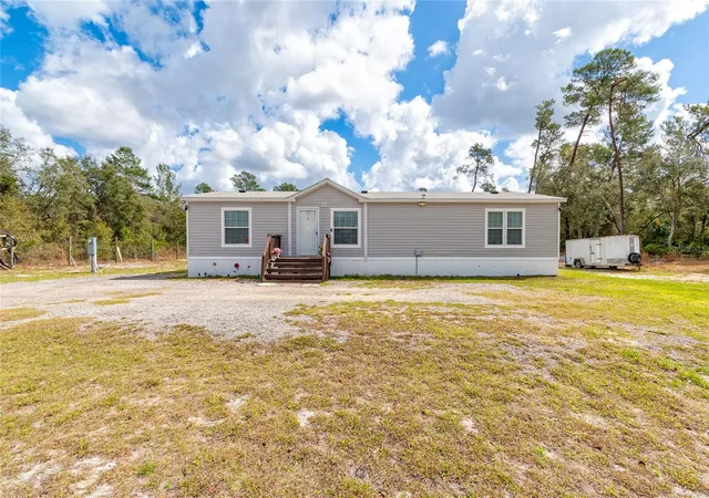 4th image of 42300 Fonseca Ln, Deland, FL 32720 | MLS# O6382810