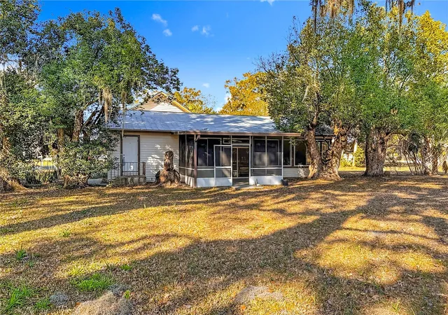 5th image of 5759 Lake St, Mount Dora, FL 32757 | MLS# V4947391