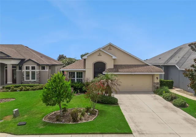 5th image of 8301 Bridgeport Bay Cir, Mount Dora, FL 32757 | MLS# G5108256