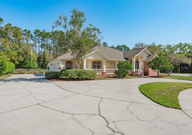 Photo 4 of Single family home for sale at 6207 Claire De Lune Ct, New Port Richey, FL 34655 | MLS# TB8476747 | Listing updated on 2026-05-07
