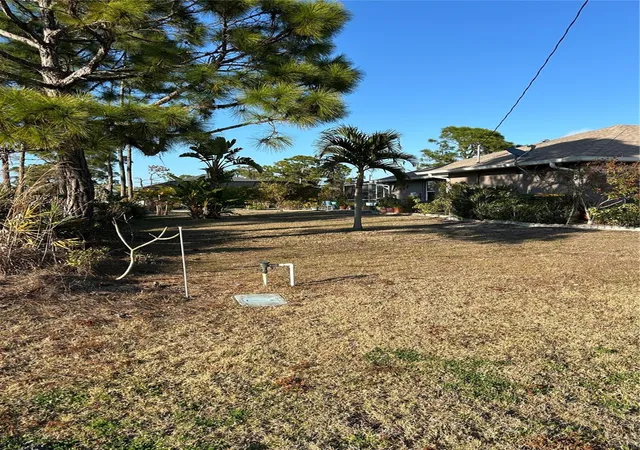 27th image of 108 Beryl Dr, Rotonda West, FL 33947 | MLS# D6146189