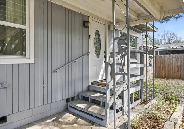 Homes for sale in Sarasota, FL | 1137 40Th St, Sarasota, FL 34234 | MLS# TB8476870