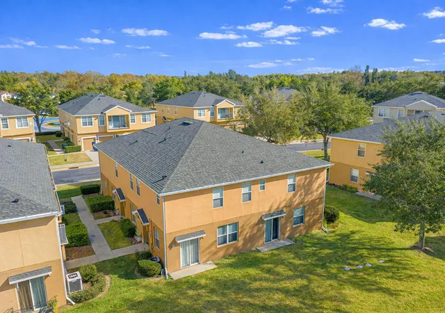 Photo 2 of Townhouse for sale at 3936 Pemberly Pines Cir, Saint Cloud, FL 34769 | MLS# O6382983 | Listing updated on 2026-09-12
