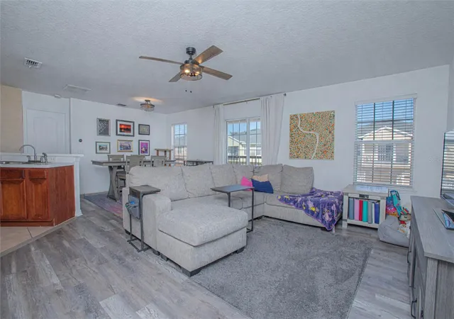 Photo 4 of Townhouse for sale at 3936 Pemberly Pines Cir, Saint Cloud, FL 34769 | MLS# O6382983 | Listing updated on 2026-09-12
