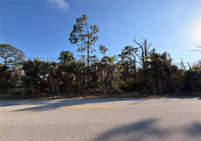 Photo 3 of Land for sale at 9105 Fruitland Ave, Englewood, FL 34224 | MLS# D6146190 | Listing updated on 2026-08-17