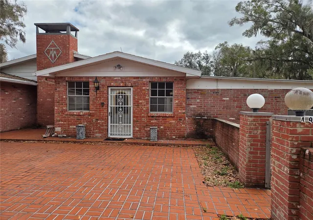 Photo 3 of Single family home for sale at 4911 W Sam Allen Rd, Plant City, FL 33565 | MLS# TB8476879 | Listing updated on 2026-05-19