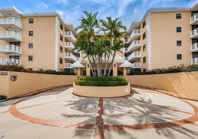 Homes for sale in St Pete Beach, FL | 6650 Sunset Wy #105, St Pete Beach, FL 33706 | MLS# TB8476903