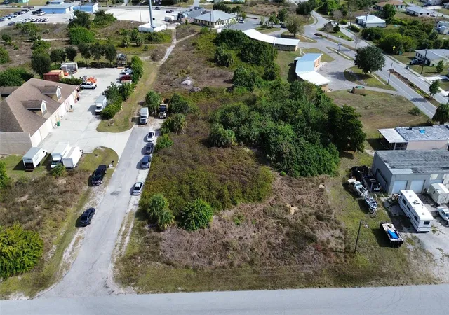 5th image of 3104 Cardiff St, Punta Gorda, FL 33983 | MLS# O6383006