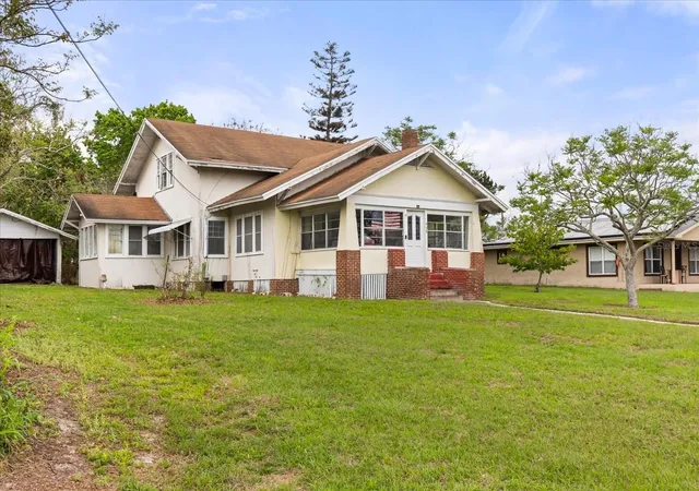 Photo 3 of Single family home for sale at 408 Mckay Dr, Haines City, FL 33844 | MLS# O6383008 | Listing updated on 2026-09-07