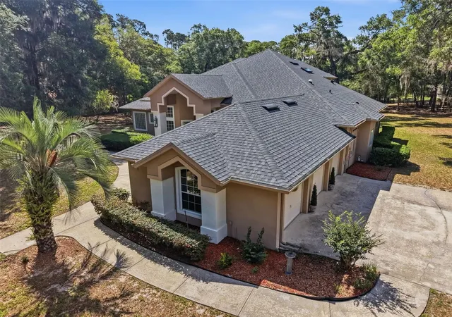 Homes for sale in De Leon Springs, FL | 6197 Lake Winona Rd, De Leon Springs, FL 32130 | MLS# V4947408