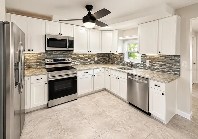 Photo 2 of Single family home for sale at 4033 Newcastle Dr, New Port Richey, FL 34652 | MLS# TB8476987 | Listing updated on 2026-10-06