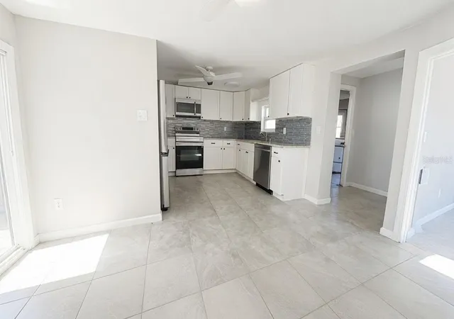 Photo 4 of Single family home for sale at 4033 Newcastle Dr, New Port Richey, FL 34652 | MLS# TB8476987 | Listing updated on 2026-10-06