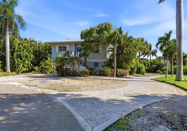 Photo 2 of Single family home for sale at 281 Seabreeze Ct, Boca Grande, FL 33921 | MLS# D6146199 | Listing updated on 2026-09-29