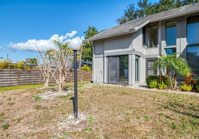 1st image of 984 N Beneva Rd #T7, Sarasota, FL 34232 | MLS# A4682820